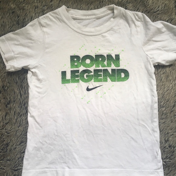 Nike boy’s short sleeve white Tshirt size 7 - Picture 1 of 6